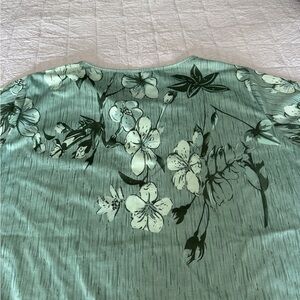 Floral Print Green Women's Top
